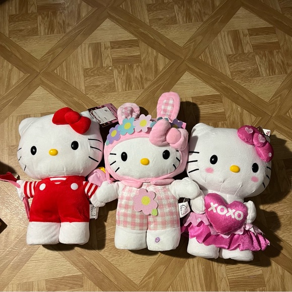 Other - Sanrio Hello Kitty Animated Plush Side Stepper bundle